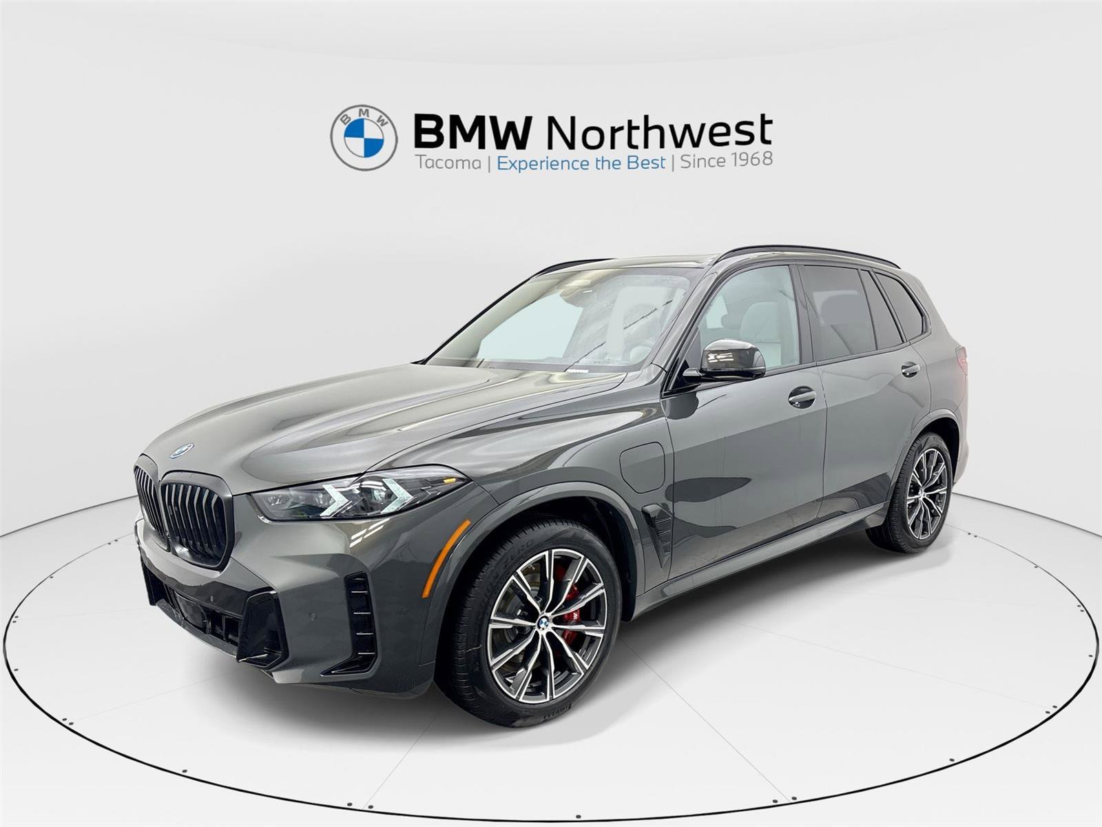 New 2026 BMW X5 xDrive50e w/ M Sport Package