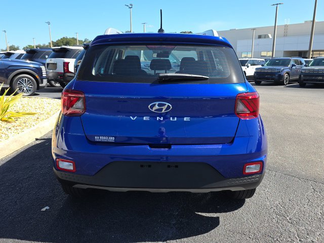 Certified 2024 Hyundai Venue SEL FWD image 20