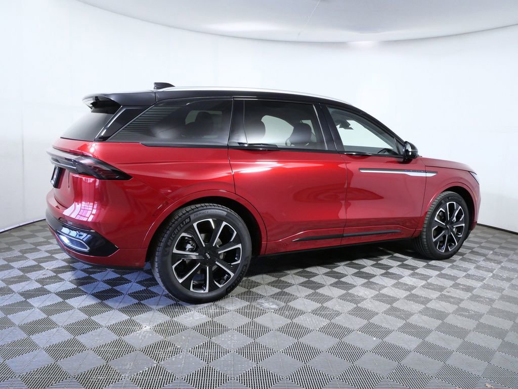 New 2026 Lincoln Nautilus Reserve AWD/4WD image 9