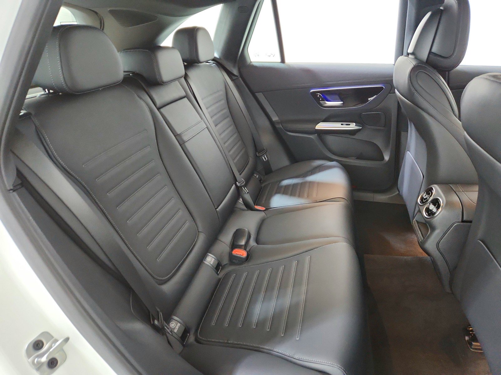 New 2026 Mercedes-Benz GLC 43 AMG 4MATIC image 11