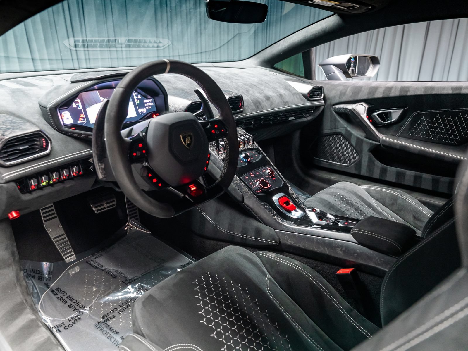 Used 2018 Lamborghini Huracan Performante AWD/4WD image 55