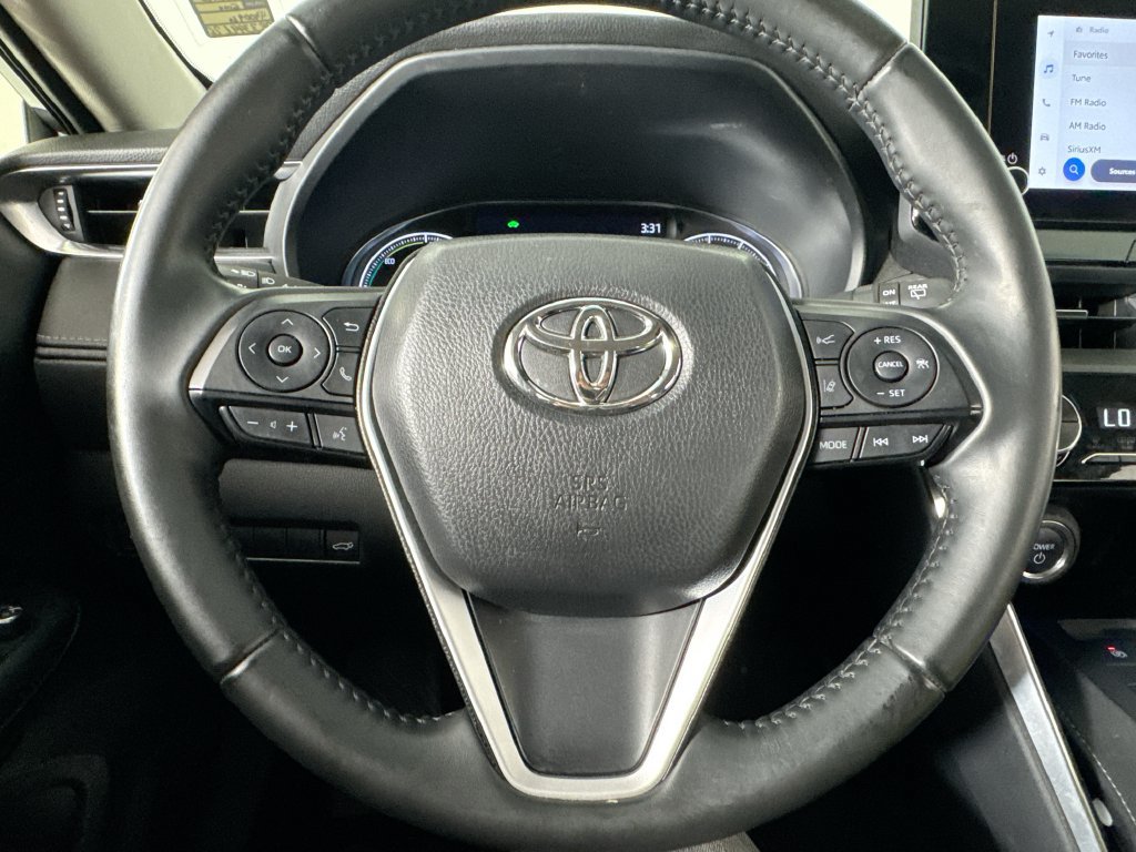 Used 2024 Toyota Venza LE AWD/4WD image 34