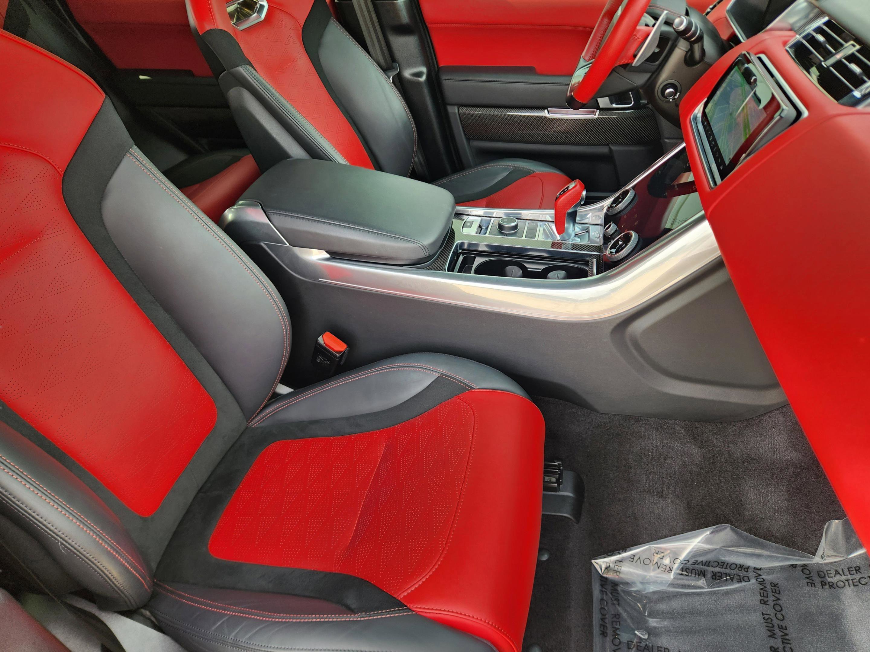 Used 2022 Land Rover Range Rover Sport SVR AWD/4WD image 9