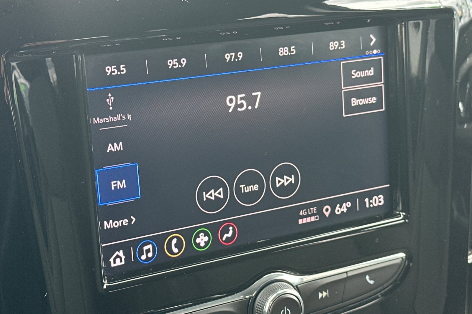 Used 2020 Chevrolet Traverse LS image 27