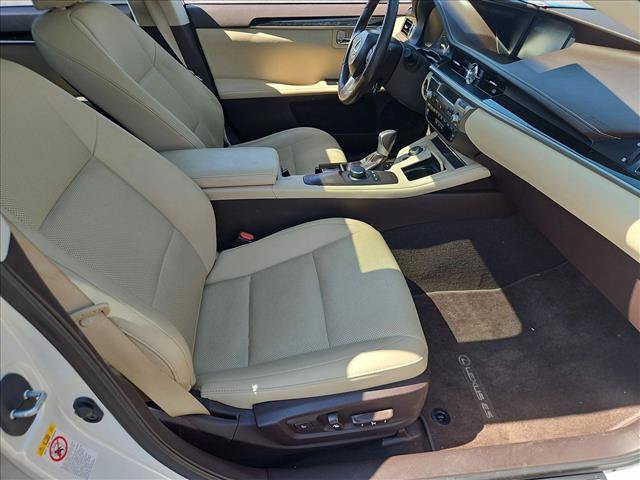 Used 2017 Lexus ES 350 w/ Accessory Package 2 FWD image 26