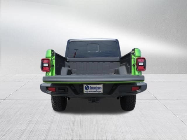 Used 2025 Jeep Gladiator Sport AWD/4WD image 5