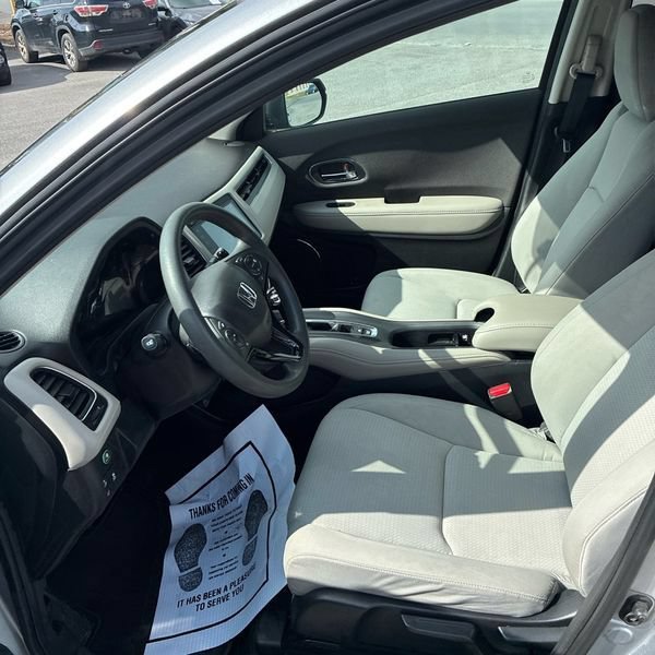 Used 2019 Honda HR-V EX image 19