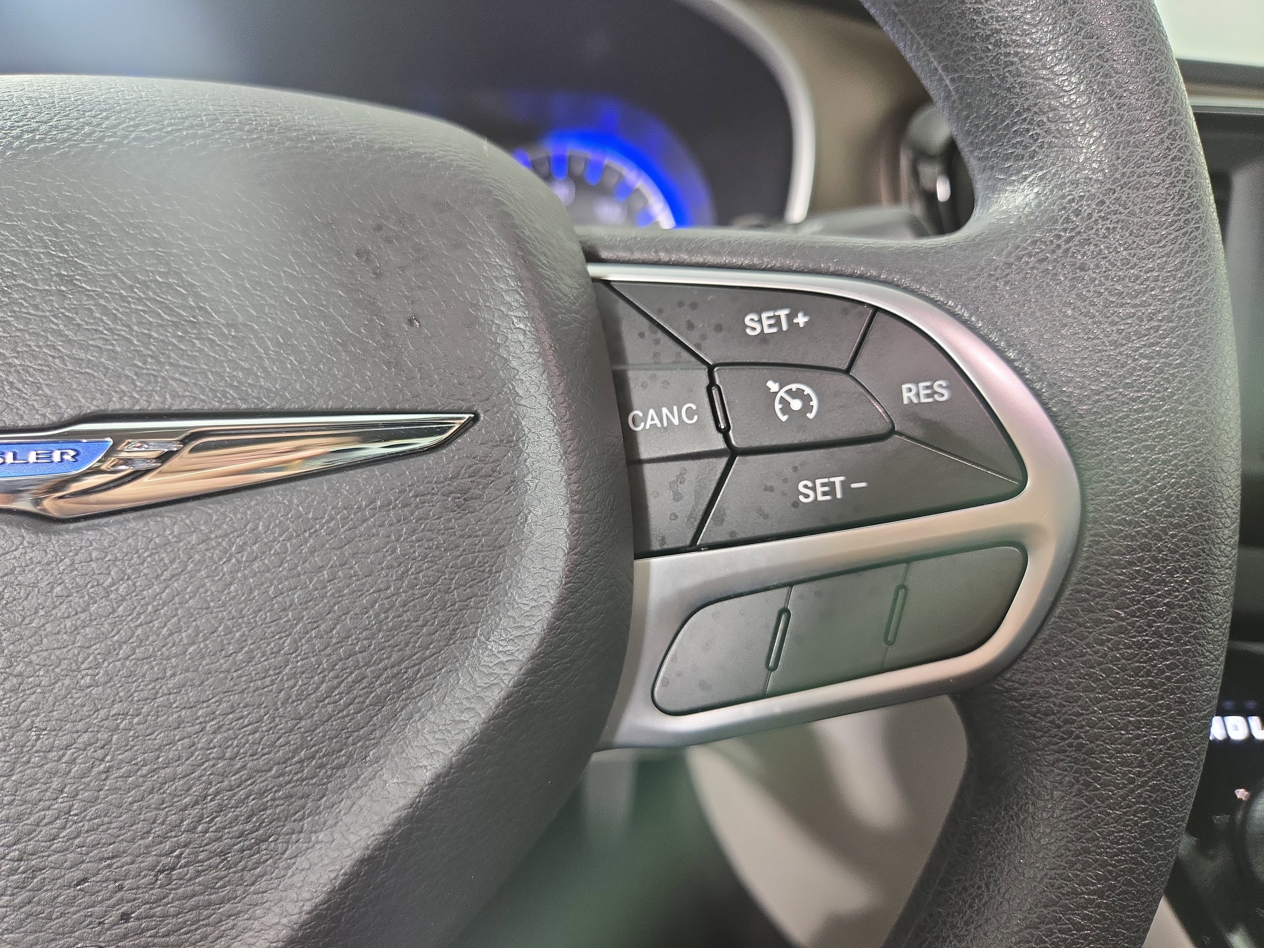 Used 2017 Chrysler Pacifica LX w/ Tire & Wheel Group image 17