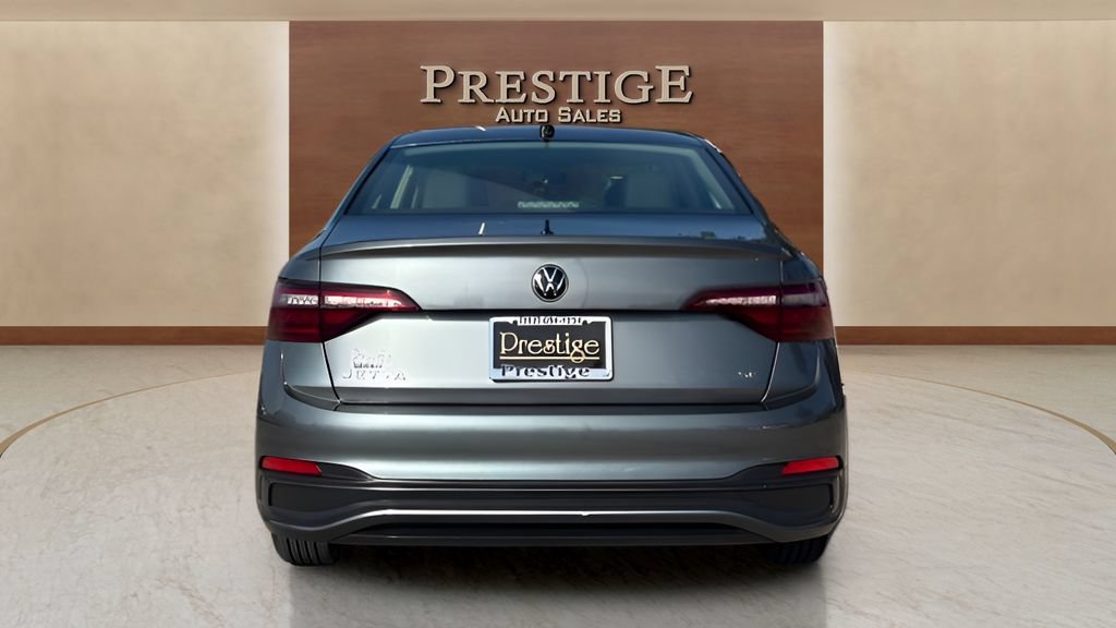 Used 2024 Volkswagen Jetta SE FWD image 40