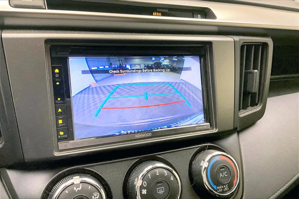 Used 2016 Toyota RAV4 LE image 21