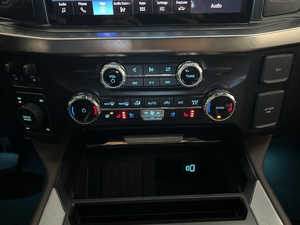 Used 2024 Ford F350 King Ranch w/ FX4 Off-Road Package image 17