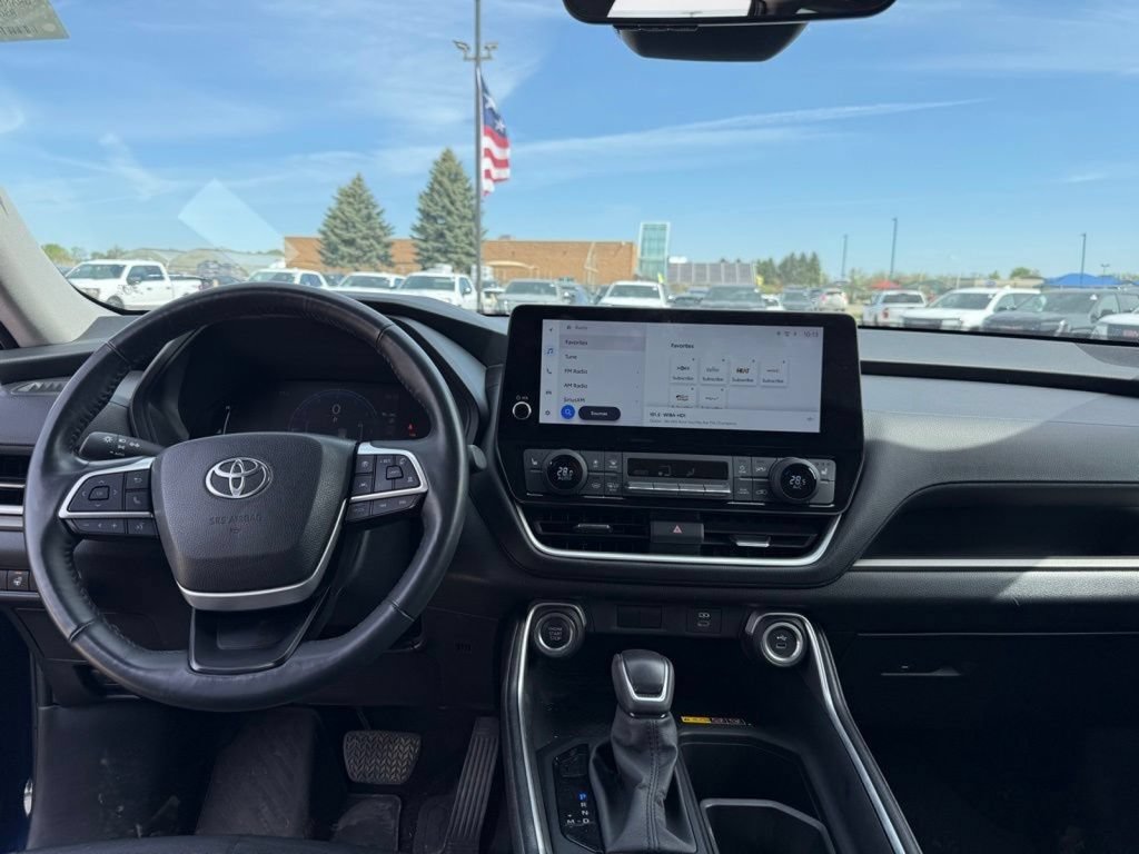Used 2024 Toyota Grand Highlander AWD image 49
