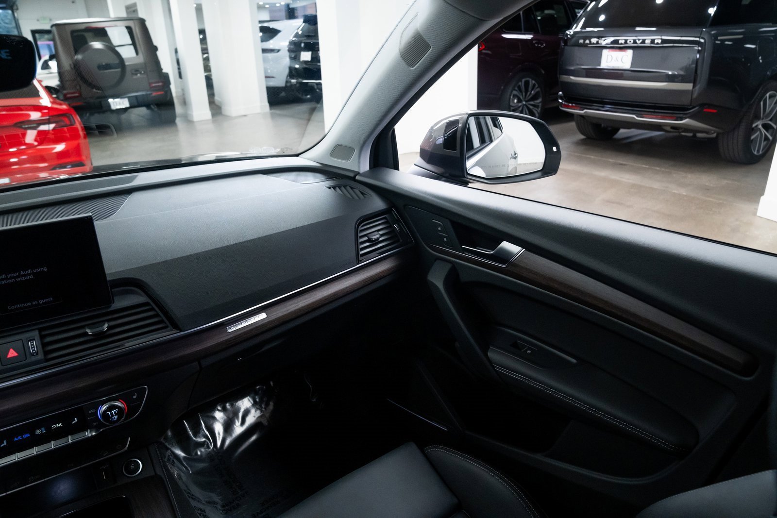 Used 2025 Audi Q5 e Premium Plus image 11