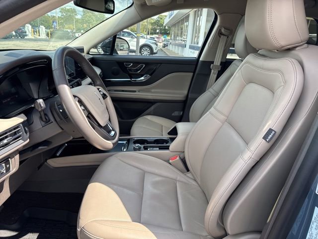 Used 2024 Lincoln Corsair Reserve image 17