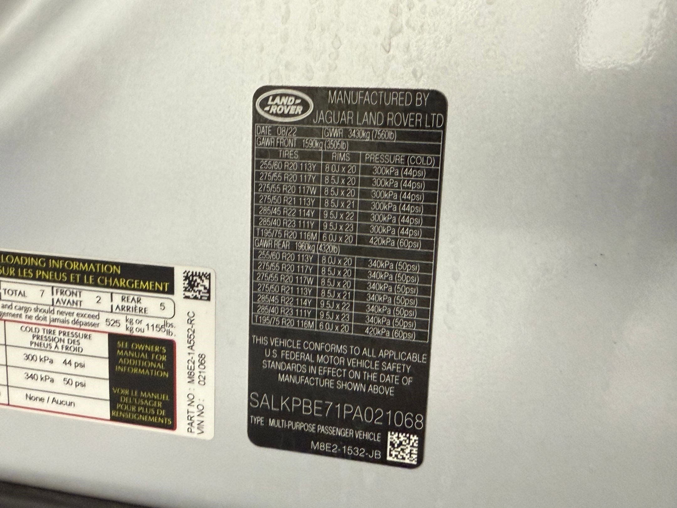 Used 2023 Land Rover Range Rover Long Wheelbase SE image 18