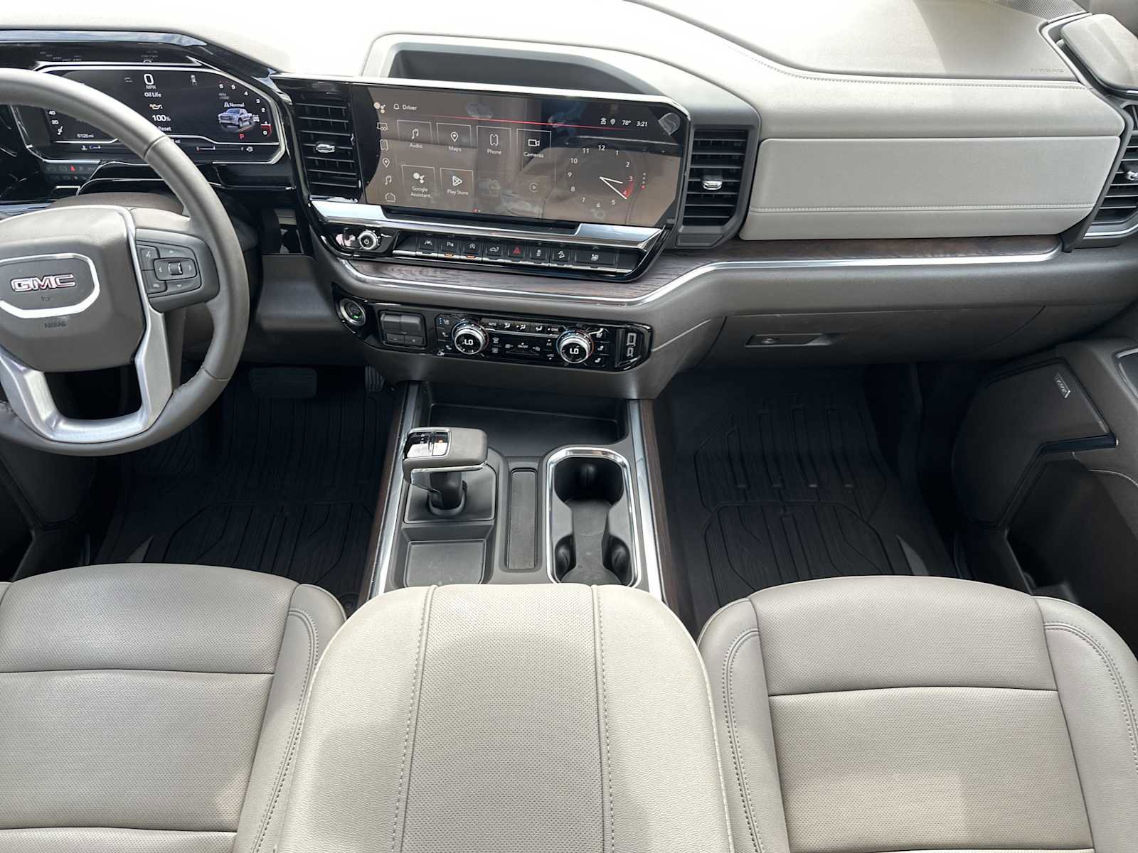 Used 2024 GMC Sierra 1500 SLT w/ SLT Premium Plus Package image 16