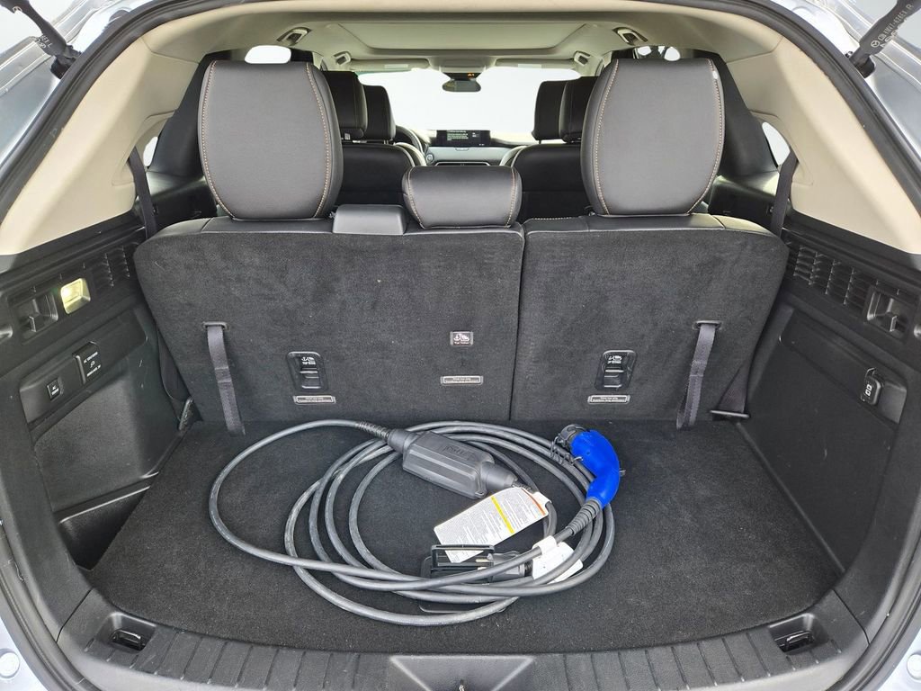 Certified 2024 MAZDA CX-90 Plug-In Hybrid w/ Premium Pkg image 9
