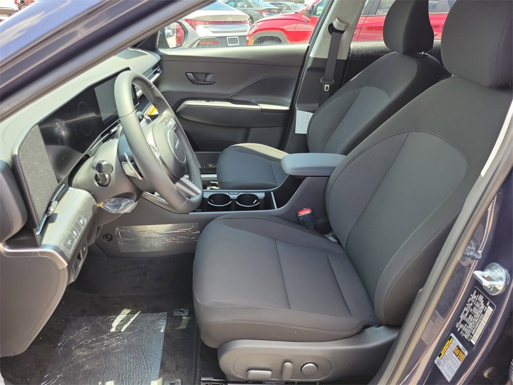 Used 2025 Hyundai Kona SEL image 9