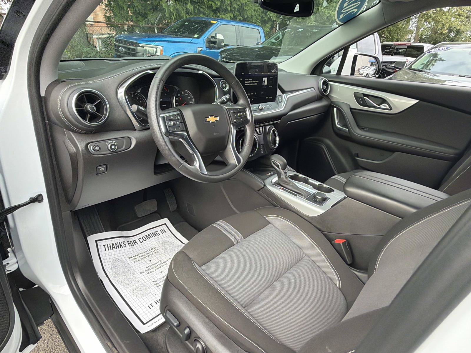 Certified 2025 Chevrolet Blazer LT w/ Convenience Package AWD/4WD image 21
