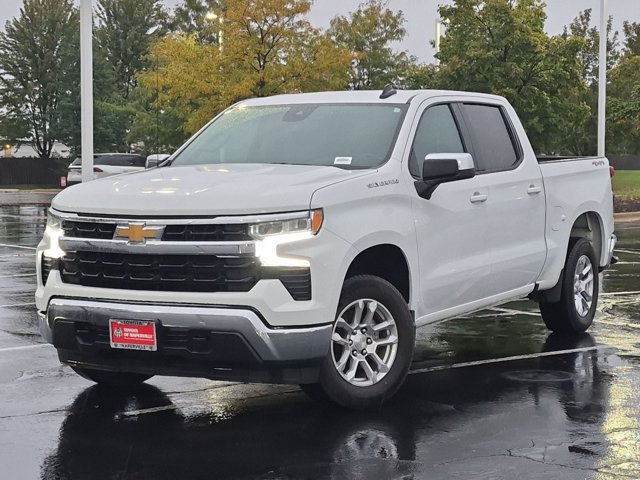 Used 2024 Chevrolet Silverado 1500 LT AWD/4WD image 2