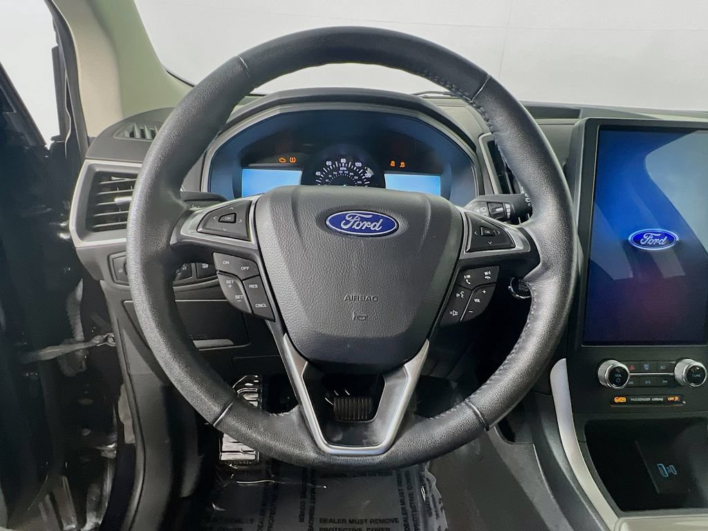 Used 2024 Ford Edge SEL AWD/4WD image 10