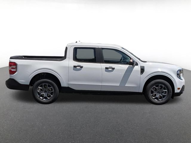 New 2026 Ford Maverick XLT w/ Equipment Group 301A AWD/4WD image 2