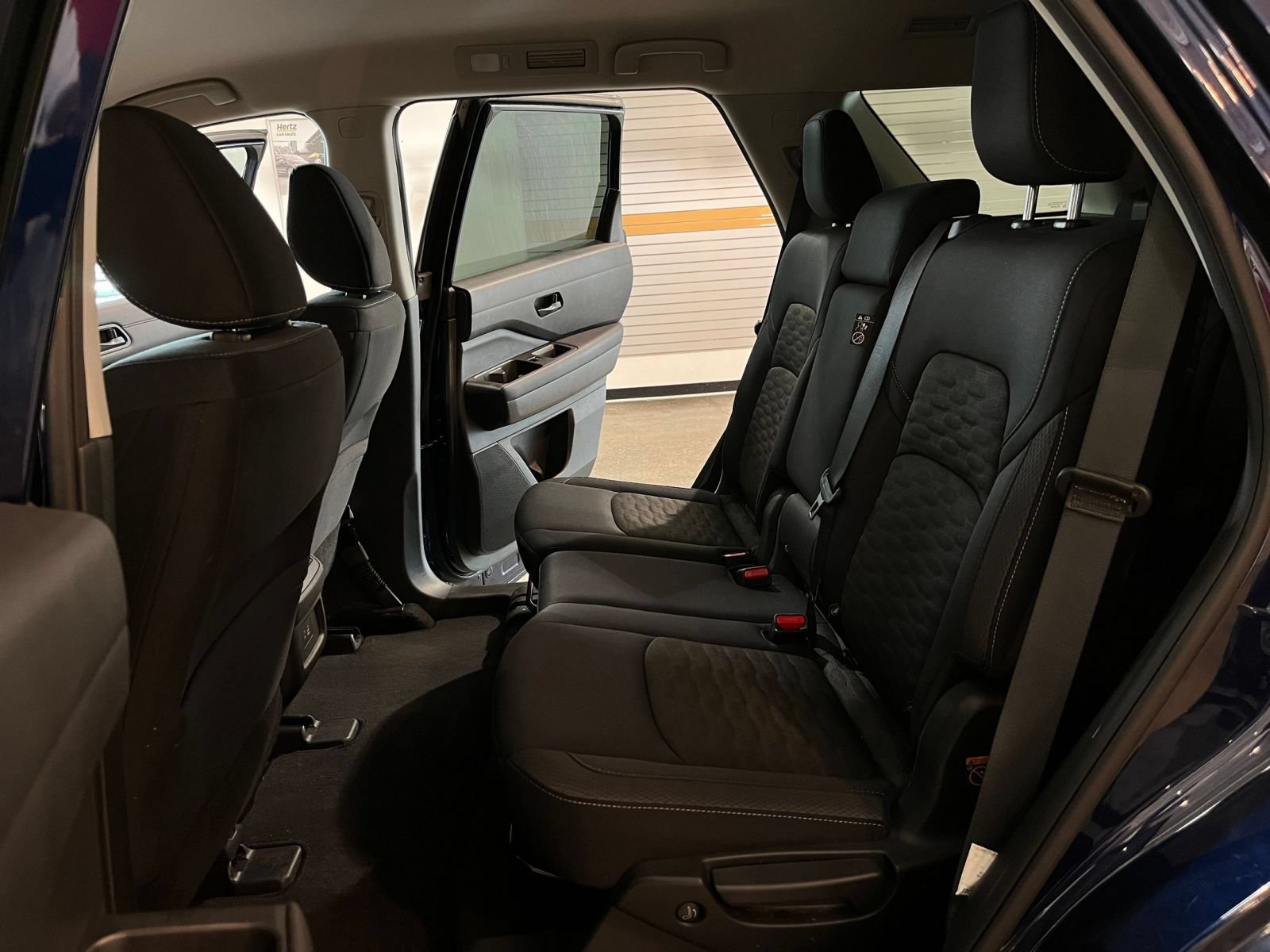 Used 2025 Nissan Pathfinder SV AWD/4WD image 27