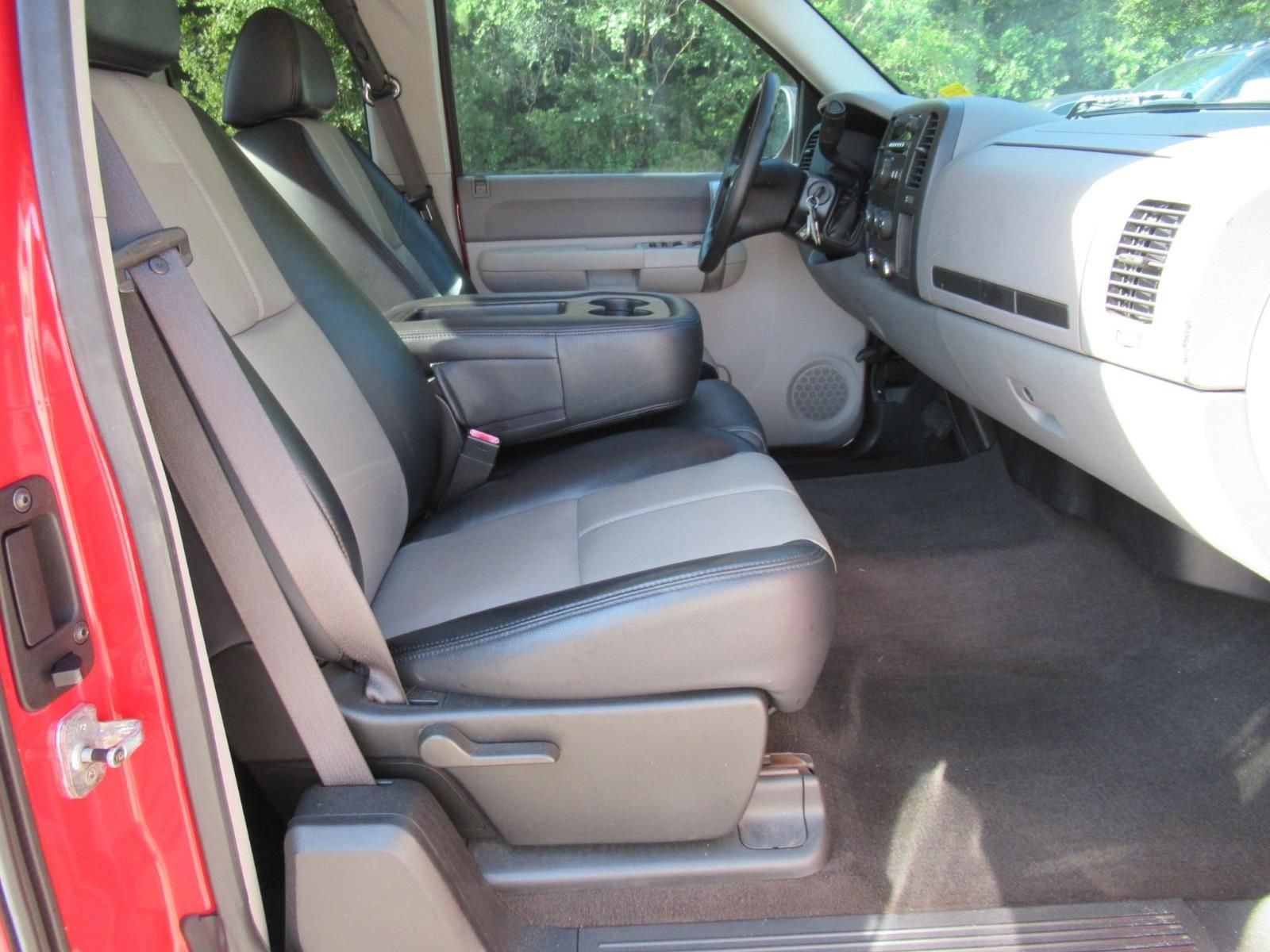 Used 2008 GMC Sierra 1500 W/T w/ Work Truck Preferred Package RWD image 12
