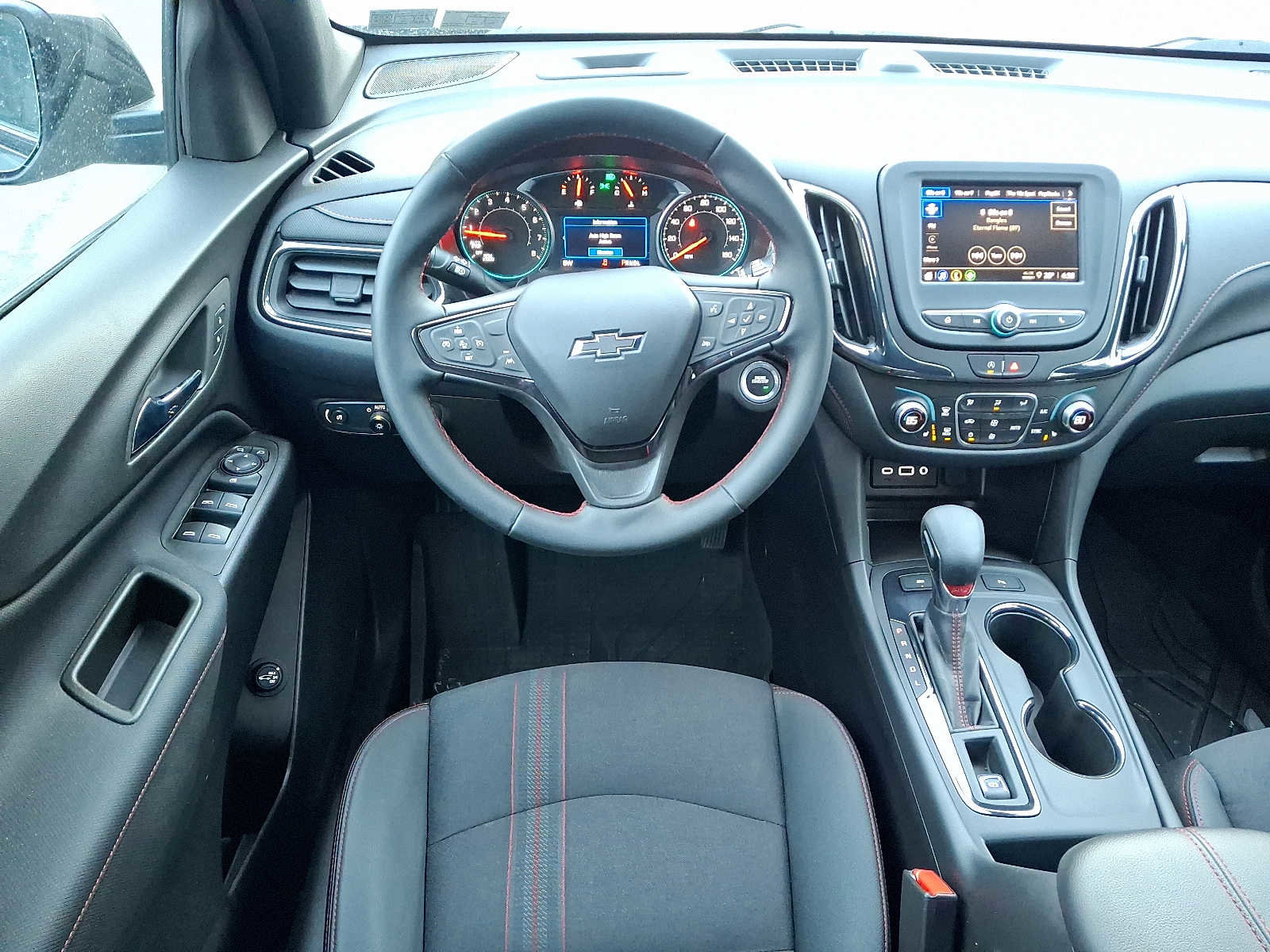 Used 2023 Chevrolet Equinox RS w/ LPO, Floor Liner Package image 11