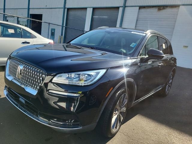 Used 2020 Lincoln Corsair Reserve w/ Equipment Group 201A AWD/4WD image 2