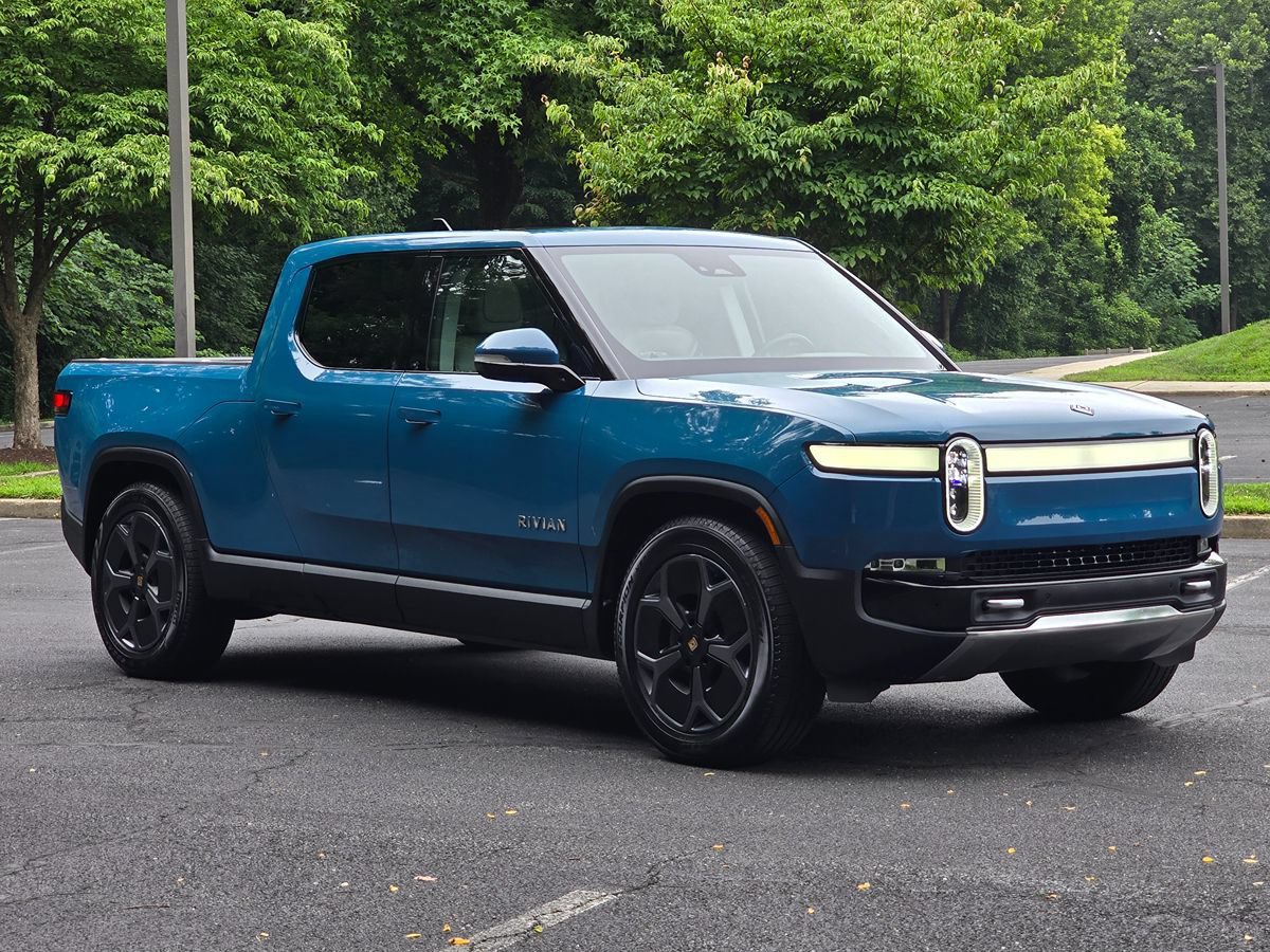 Used 2023 Rivian R1T Adventure AWD/4WD image 9