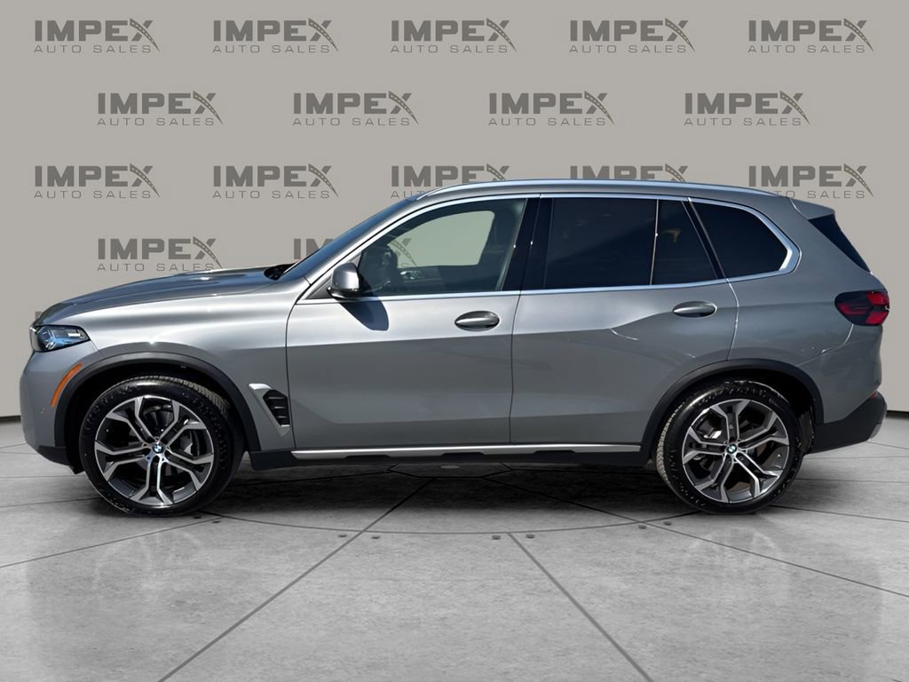 Used 2026 BMW X5 xDrive40i AWD/4WD image 2