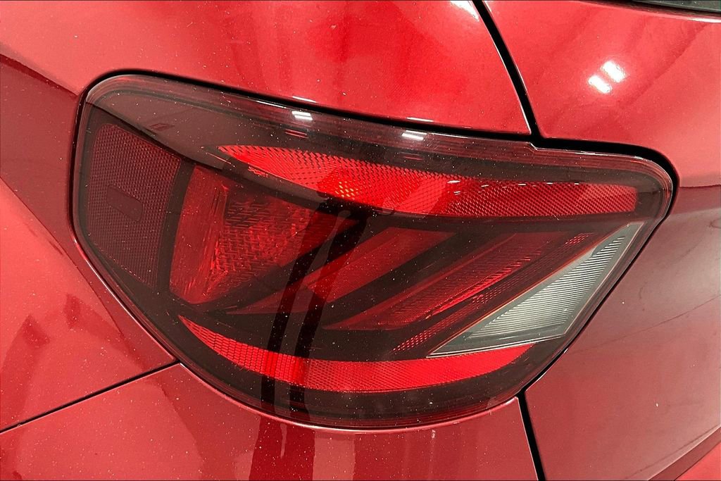 Used 2022 Hyundai Venue SEL w/ Cargo Package image 37