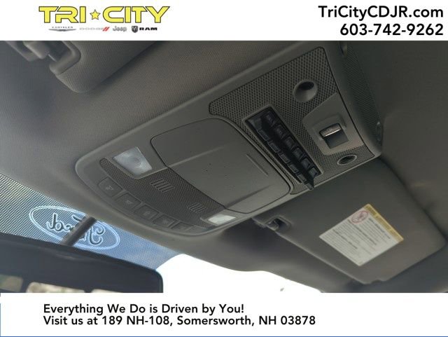 Used 2019 Ford F250 Lariat w/ Chrome Package image 31