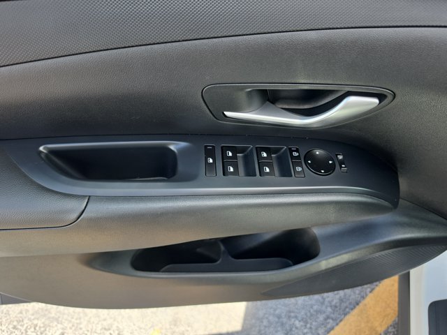 Used 2026 Hyundai Tucson SE FWD image 13