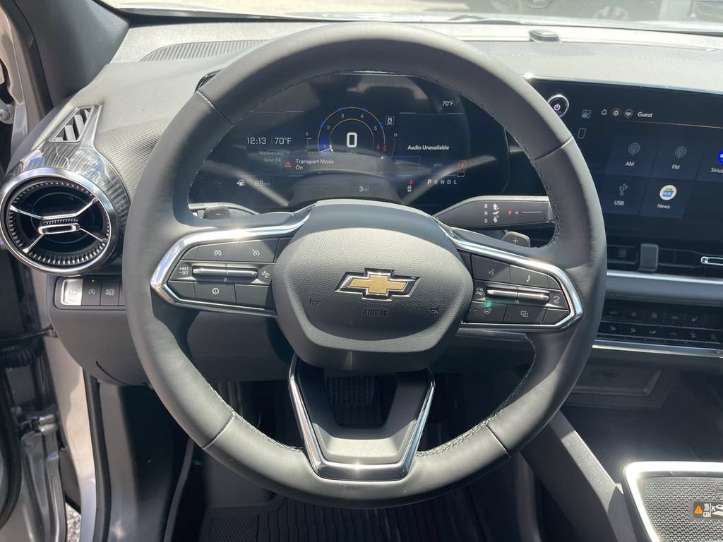 New 2026 Chevrolet Equinox LT w/ Convenience Package II FWD image 14