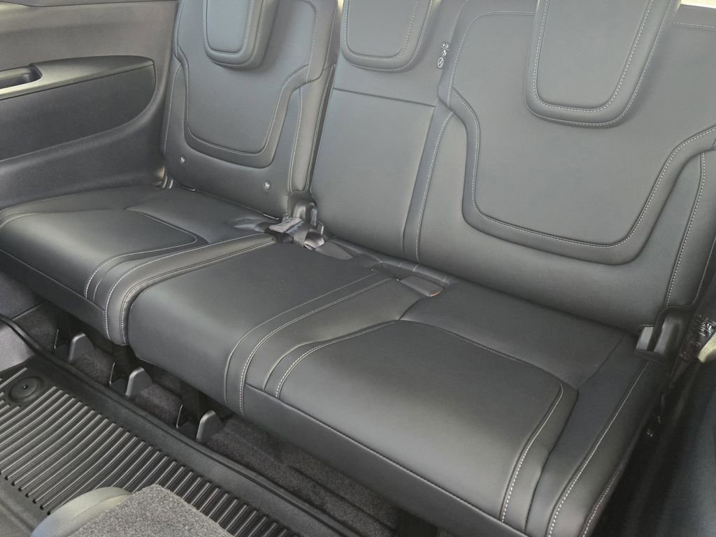 New 2026 Nissan Armada PRO-4X w/ Captain's Chari Seat Package image 24