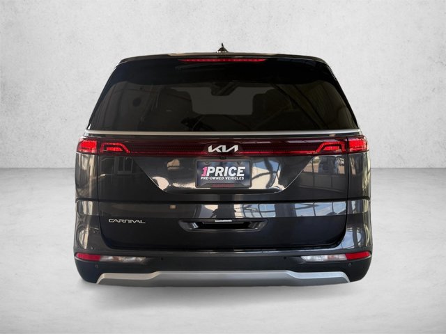Used 2024 Kia Carnival LX FWD image 6