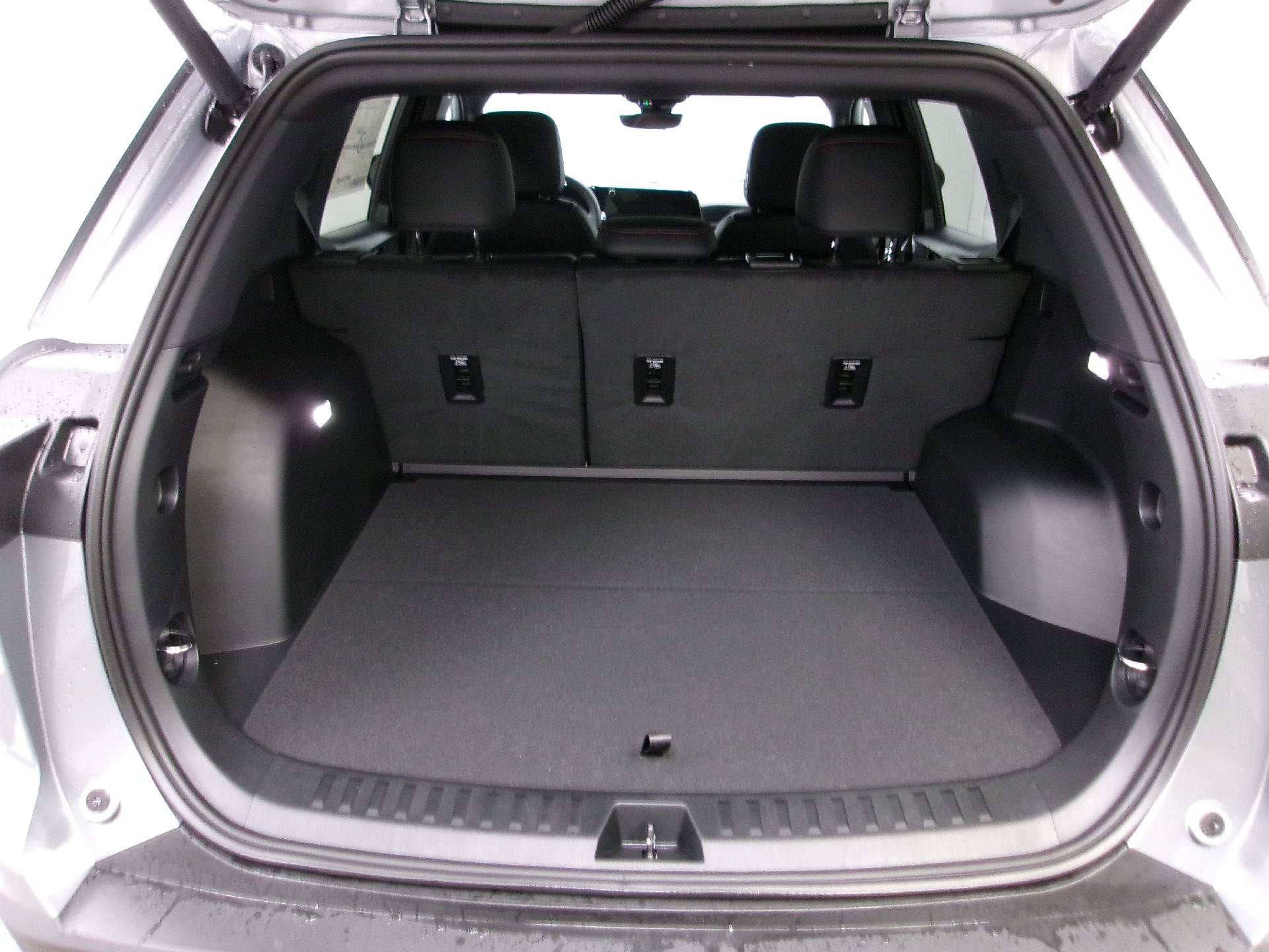 New 2027 Chevrolet Equinox RS w/ Safety and Technology Package AWD/4WD image 13