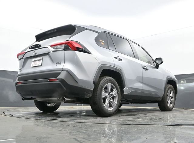 Used 2025 Toyota RAV4 XLE image 25