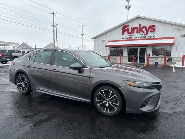 Used 2019 Toyota Camry SE