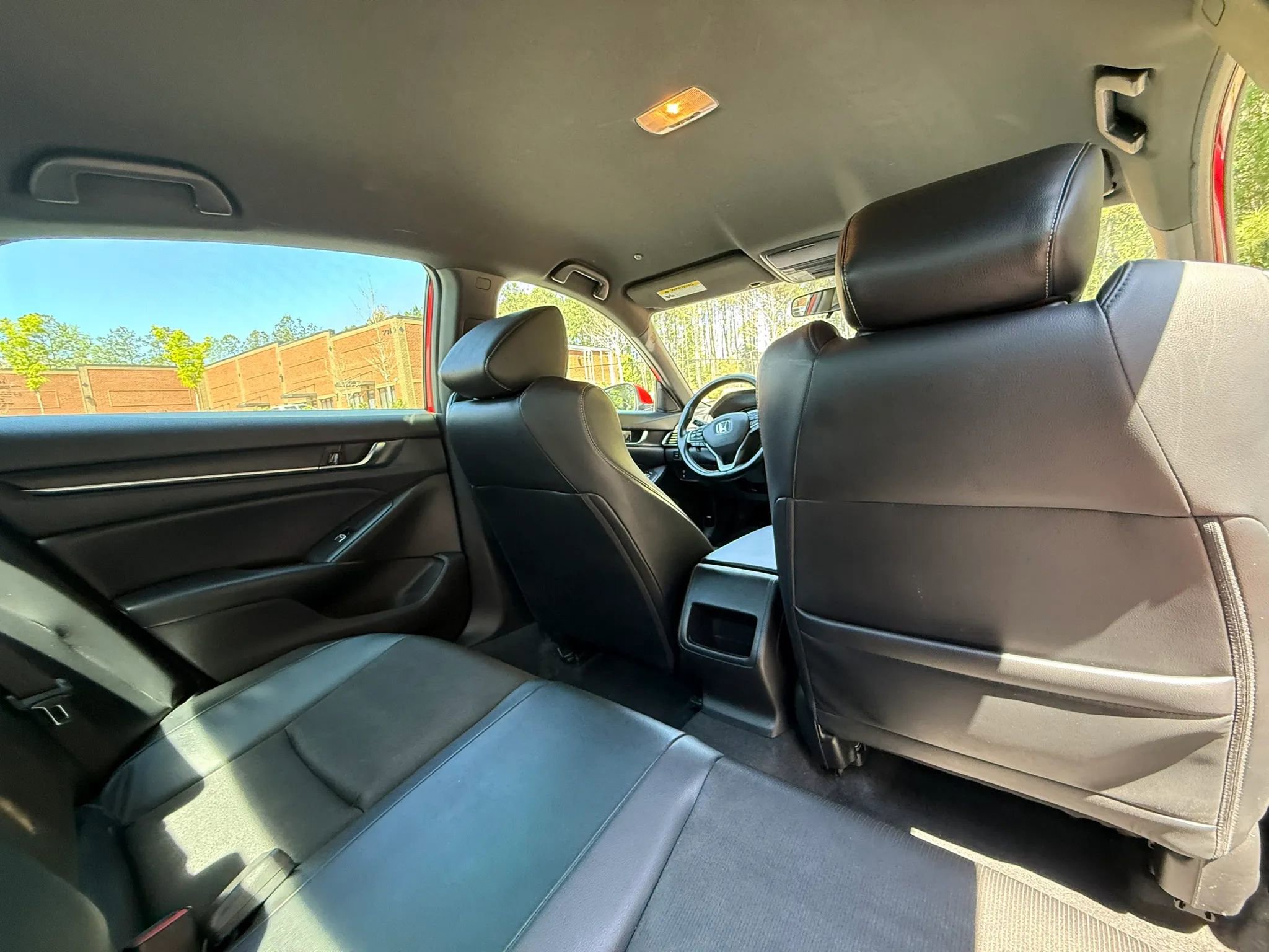 Used 2018 Honda Accord Sport image 19