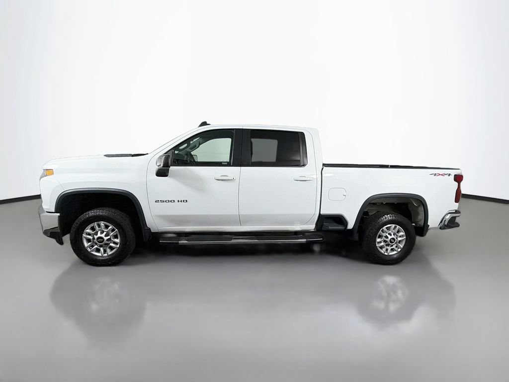 Used 2022 Chevrolet Silverado 2500 LT AWD/4WD image 4