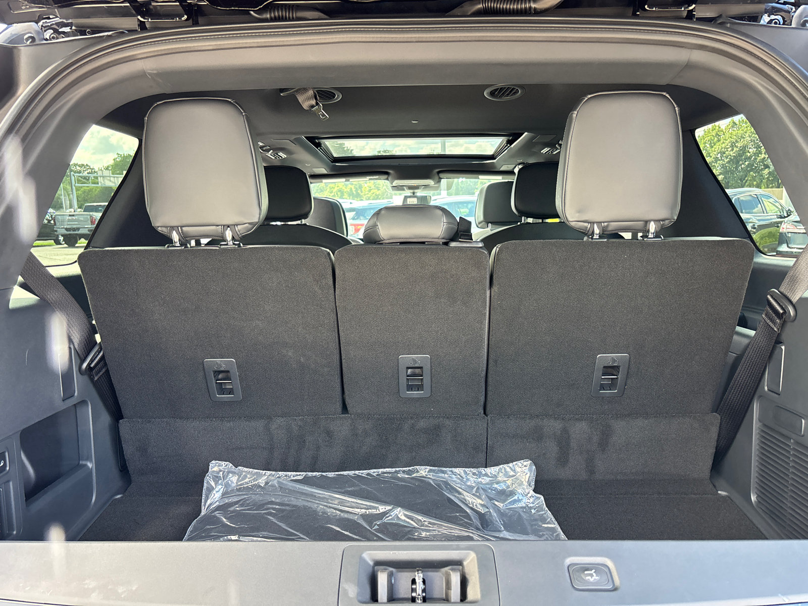 New 2027 Lincoln Navigator L Reserve w/ Jet Appearance Package AWD/4WD image 9