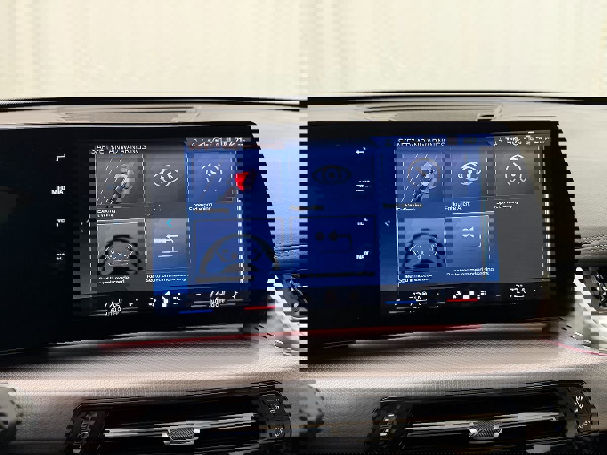 Used 2026 BMW X1 xDrive28i image 18