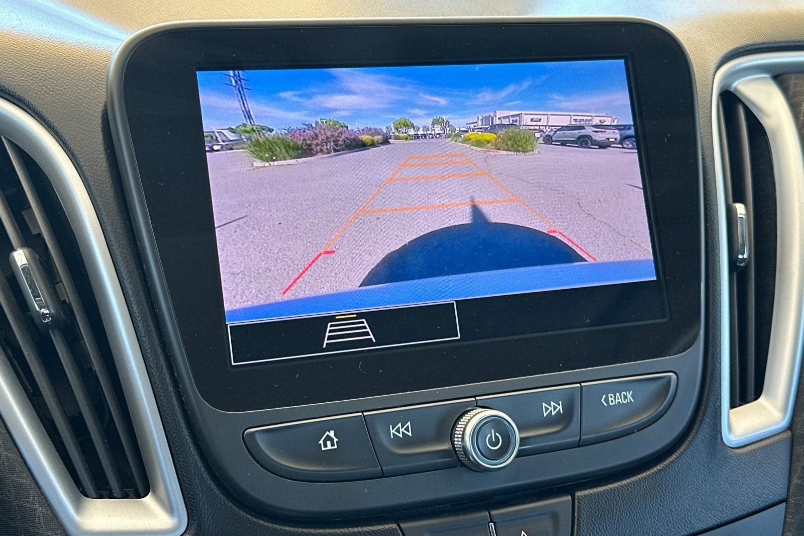 Used 2024 Chevrolet Malibu LT image 18