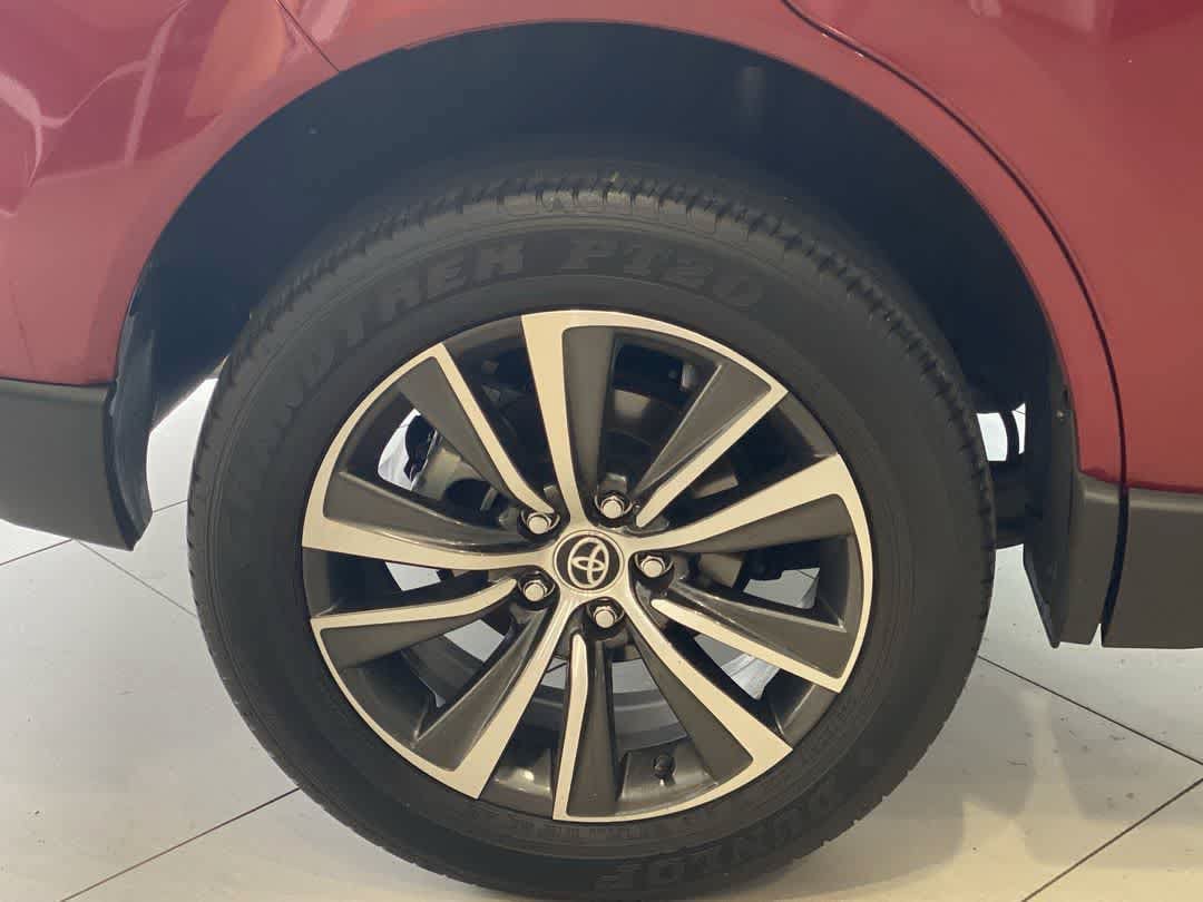 Used 2021 Toyota Venza LE w/ Carpet Mat Package (TMS) AWD/4WD image 13
