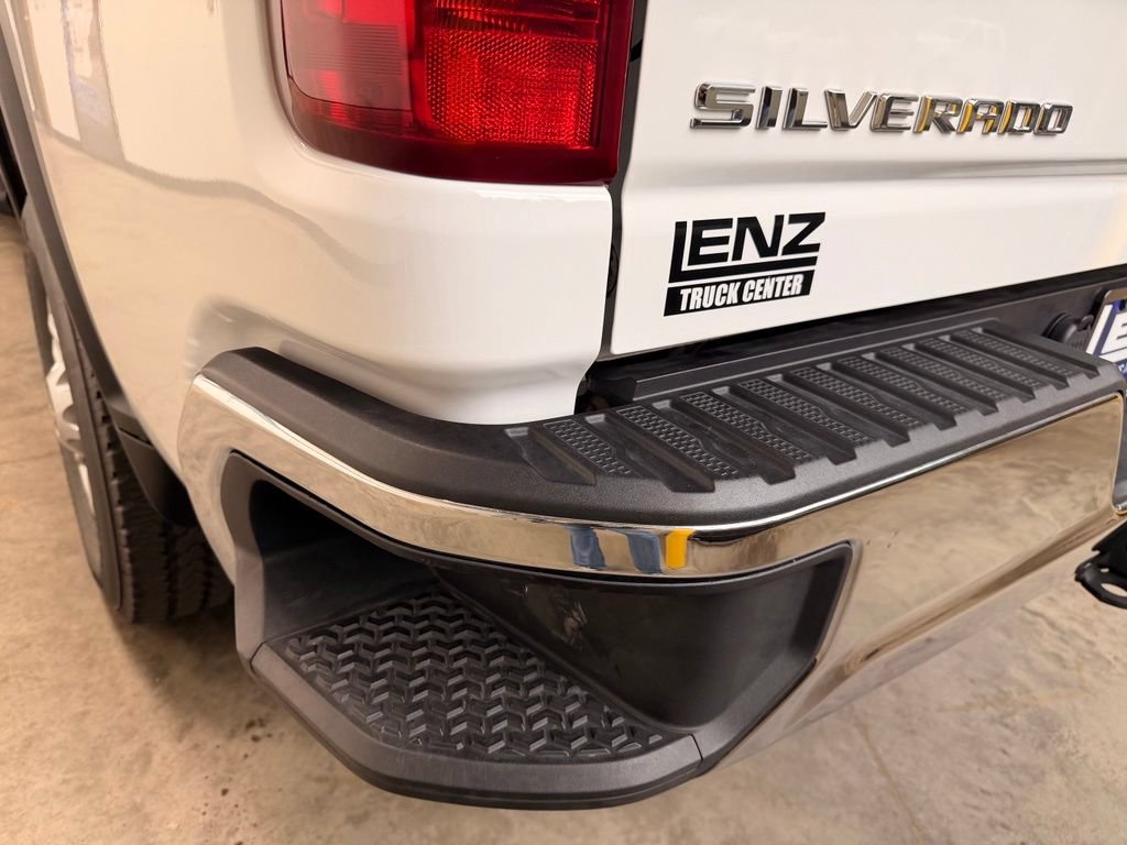 Used 2026 Chevrolet Silverado 2500 LT AWD/4WD image 11