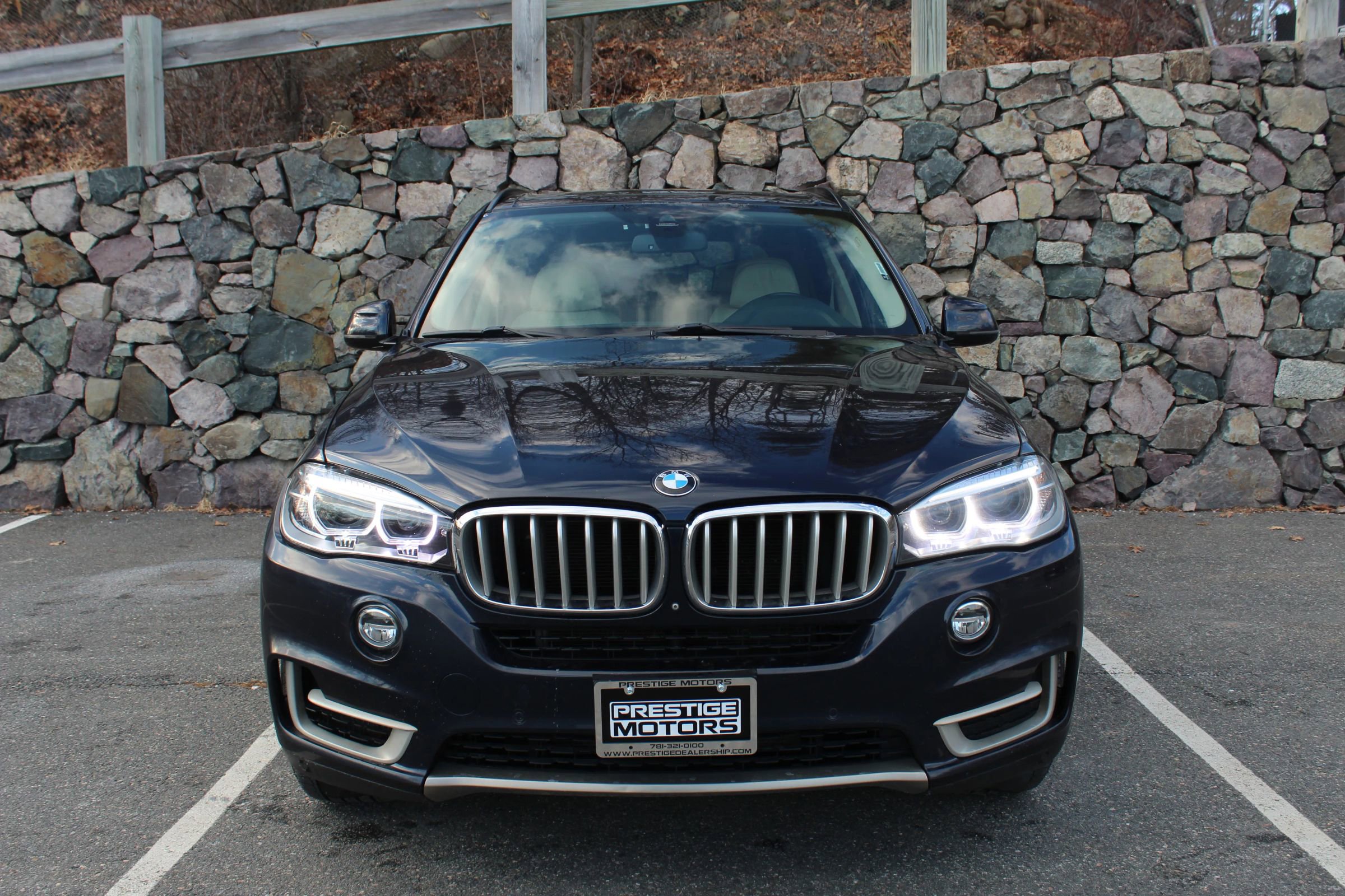 Used 2016 BMW X5 xDrive50i image 3