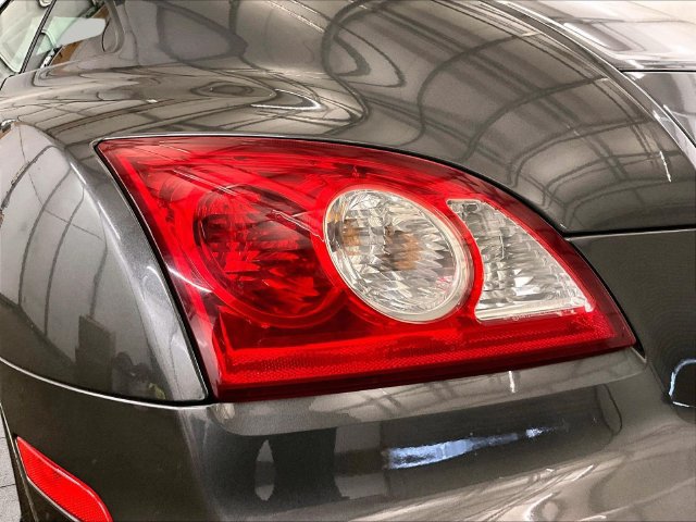 Used 2005 Chrysler Crossfire Limited RWD image 27
